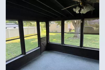 20 Pleasant St, Ludlow, MA 01056 - Photo 15