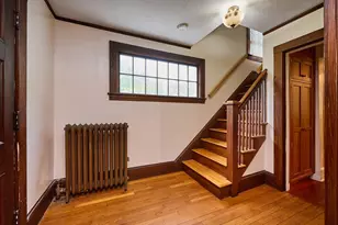9 McClure St, Amherst, MA 01002 - Photo 5