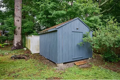 9 McClure St, Amherst, MA 01002 - Photo 29
