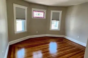 24 Howes St, Boston, MA 02125 - Photo 11