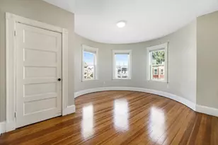 24 Howes St, Boston, MA 02125 - Photo 3