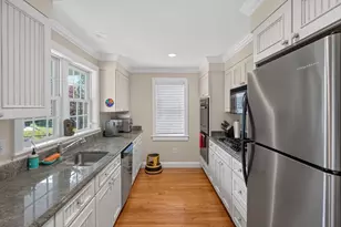 51 Davis St, Tisbury, MA 02568 - Photo 9