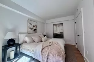230 Friend St, Boston, MA 02114 - Photo 7