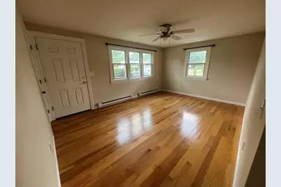 11 Vine Street, Oxford, MA 01540 - Photo 9