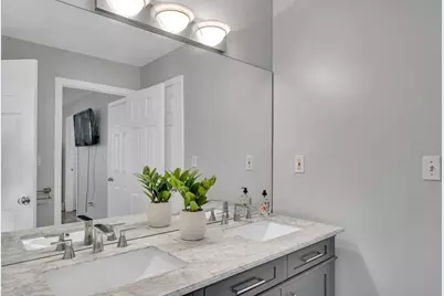 39 Hawthorne #39, Boston, MA 02119 - Photo 25