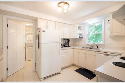 72 Moonstone Way, Tisbury, MA 02568 - Photo 11