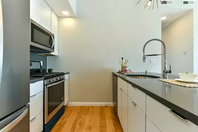 87 Parker St #403, Chelsea, MA 02150 - Photo 3