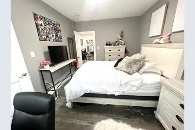 14 Vermont Ave. #2, Somerville, MA 02145 - Photo 13