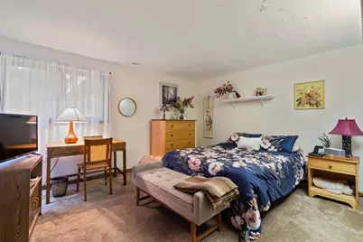 7 Hilltop Ln, Framingham, MA 01701 - Photo 37