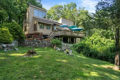 7 Hilltop Ln, Framingham, MA 01701 - Photo 1