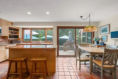 7 Hilltop Ln, Framingham, MA 01701 - Photo 19