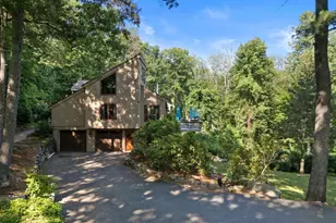 7 Hilltop Ln, Framingham, MA 01701 - Photo 5