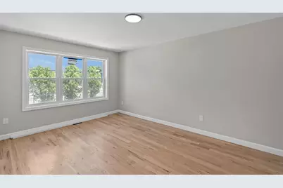 37 Murray St, Providence, RI 02909 - Photo 15