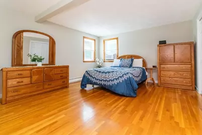 10 Ellis St, Medway, MA 02053 - Photo 15