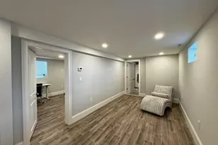 33 Hamilton St, Medford, MA 02155 - Photo 11