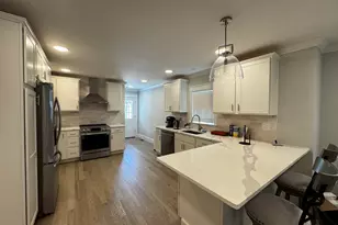 33 Hamilton St, Medford, MA 02155 - Photo 5