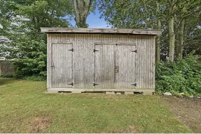 134 Hathaway Commons Rd, Fall River, MA 02720 - Photo 41