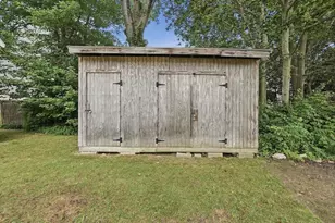 134 Hathaway Commons Rd, Fall River, MA 02720 - Photo 41