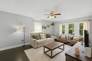 134 Hathaway Commons Rd, Fall River, MA 02720 - Photo 23