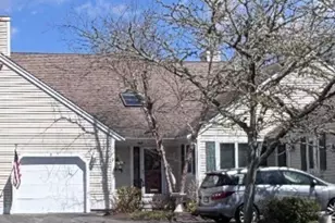 18 Bonwood Dr, Mashpee, MA 02649 - Photo 1
