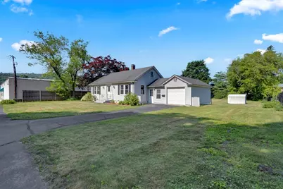 58 Randall St, Palmer, MA 01069 - Photo 25