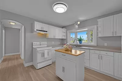 58 Randall St, Palmer, MA 01069 - Photo 7