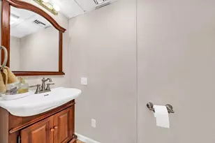 257 Howe St, Methuen, MA 01844 - Photo 37