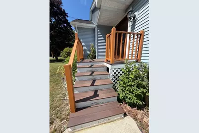 115 Scott Rd, Fitchburg, MA 01420 - Photo 3