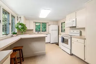 49 Walnut Rd, Hamilton, MA 01982 - Photo 15
