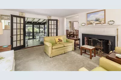 49 Walnut Rd, Hamilton, MA 01982 - Photo 9