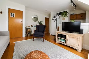 207 Lowell St, Somerville, MA 02144 - Photo 3