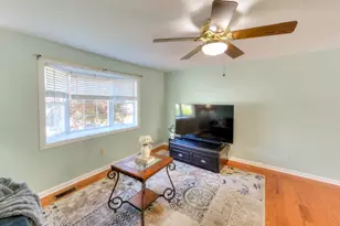39 Ledgecrest Dr, Worcester, MA 01603 - Photo 5