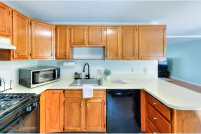 39 Ledgecrest Dr, Worcester, MA 01603 - Photo 15