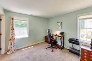 39 Ledgecrest Dr, Worcester, MA 01603 - Photo 17