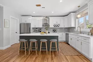 27 Rollins, Groveland, MA 01834 - Photo 3