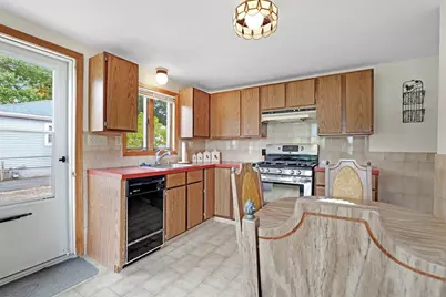 17 Swift Ave, Wareham, MA 02571 - Photo 7