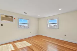 72 Cambridge Rd, Woburn, MA 01801 - Photo 23