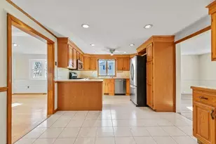 72 Cambridge Rd, Woburn, MA 01801 - Photo 3