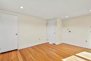72 Cambridge Rd, Woburn, MA 01801 - Photo 25