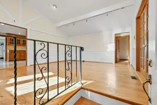 72 Cambridge Rd, Woburn, MA 01801 - Photo 15