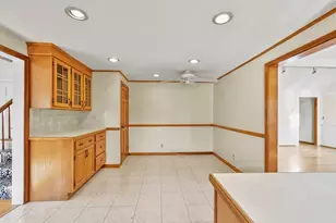 72 Cambridge Rd, Woburn, MA 01801 - Photo 7