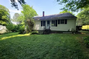 124 Burbank Ave, Warren, MA 01083 - Photo 17