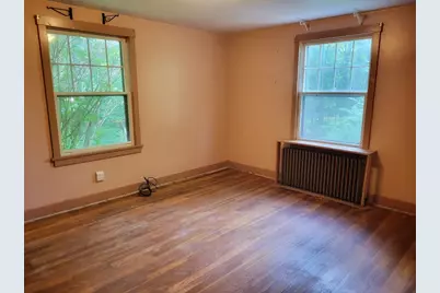 124 Burbank Ave, Warren, MA 01083 - Photo 11