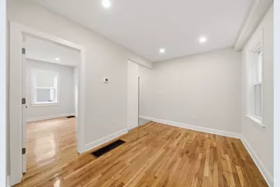 11 Mount Pleasant St #11, Waltham, MA 02452 - Photo 11