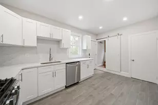 11 Mt Pleasant St, Waltham, MA 02452 - Photo 5