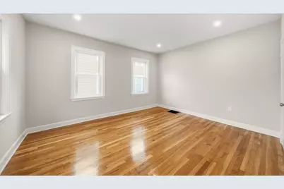 11 Mount Pleasant St #11, Waltham, MA 02452 - Photo 13