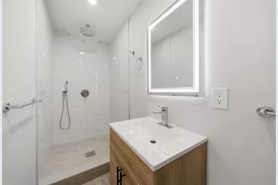 11 Mount Pleasant St #11, Waltham, MA 02452 - Photo 17