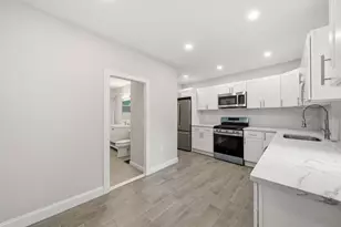 11 Mt Pleasant St, Waltham, MA 02452 - Photo 7