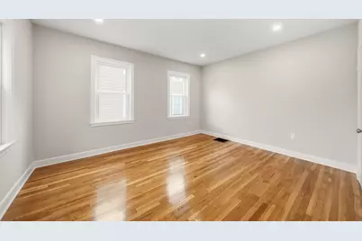 11 Mount Pleasant St #11, Waltham, MA 02452 - Photo 13