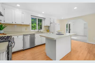 295 Westwind Cir, Barnstable, MA 02655 - Photo 15